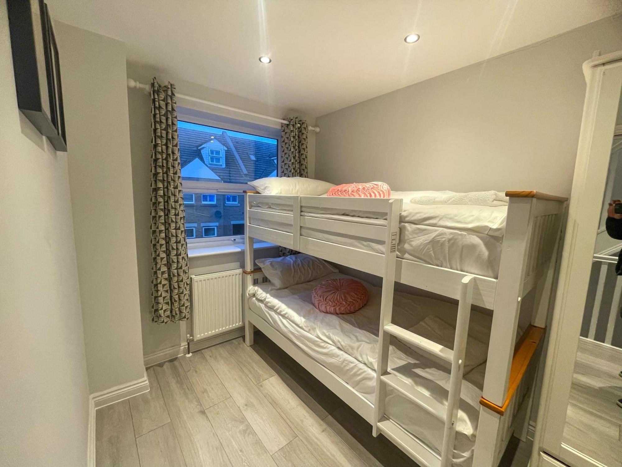 Apartament Flat F, 266 Bethnal Road